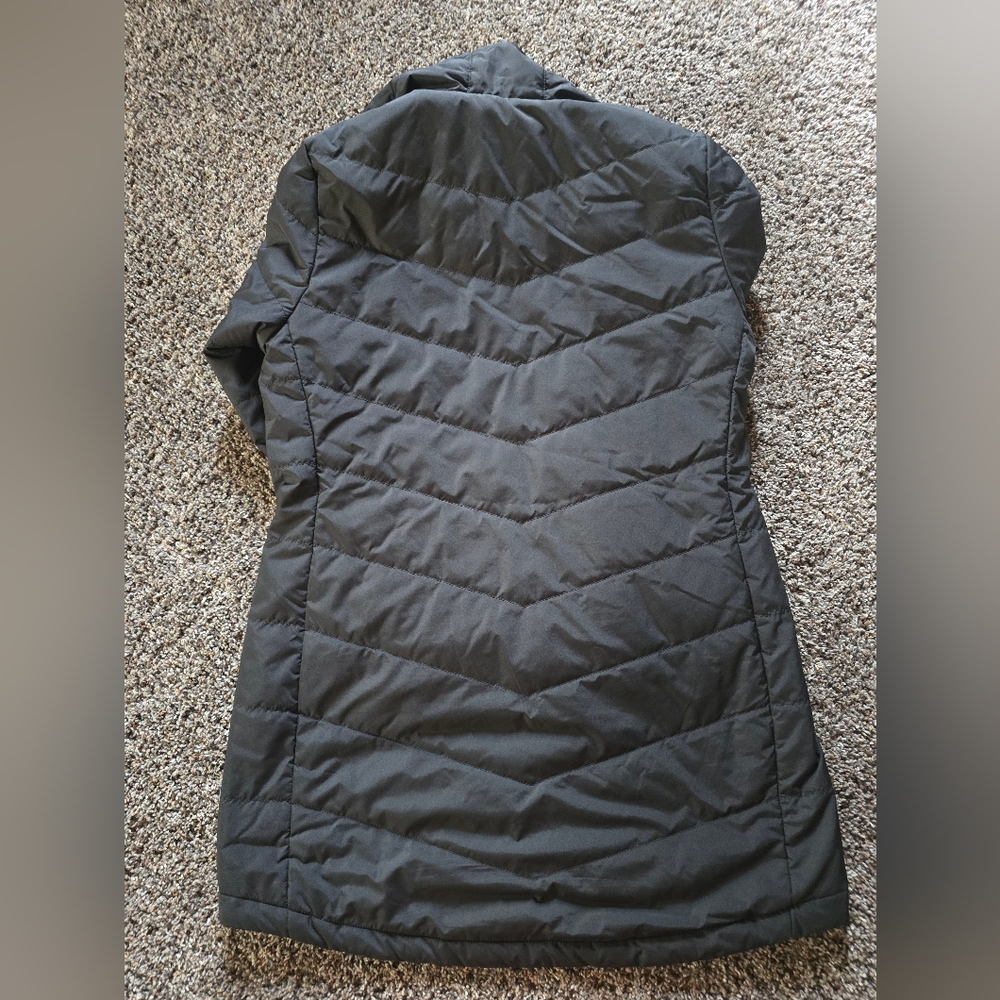 The North Face Puffer Coat - Picture 4 of 5